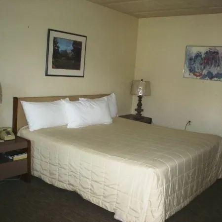 Bayside Motor Inn