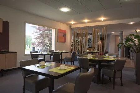 The Originals City Hôtel le Causséa Castres Отели в г. Ле-Марти