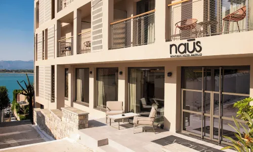 Naus Hotel