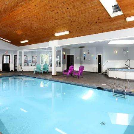 Cedar Lodge Motel