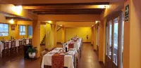 Hotel Morales - breakfast