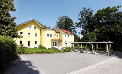 Haus Hildegunde Hotels near Spa and resort Camping MAX 1
