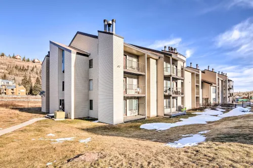Sweet Skiers Escape < Half-Mile to the Slopes! - Apartments