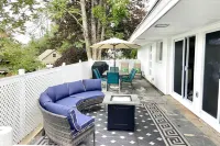 2 Mi to Lake Winnipesaukee! Group Hideaway - 3-stjärniga