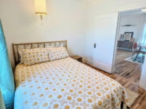 Downtown Hagerman Hot Springs Getaway Hotels in Gooding County