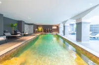 Grand Hotel Normandy by CW Hotel Collection - Pools