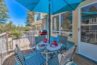 Eclectic Home w/ Deck: 4 Miles to Ski Cloudcroft! - Apartments