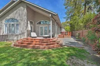 1 Mi to Drinks and Dining Getaway in Grants Pass - Pet-friendly