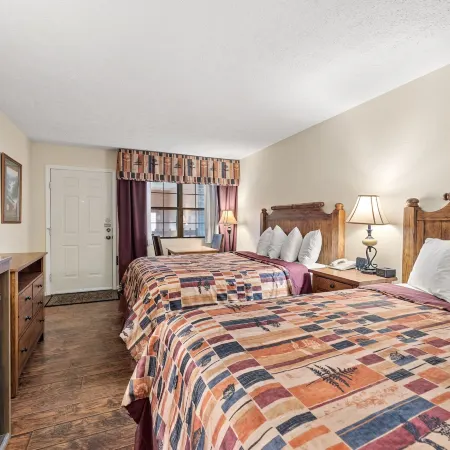 Jonathan Creek Inn and Villas