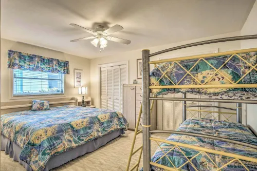 Spacious Naples Home < 1 Mi to Vanderbilt Beach! - 무료 와이파이