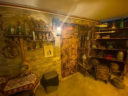 Home Away from Home Отели в г. Шуа Махинджаури