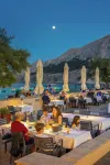 Hotel Dobrovit