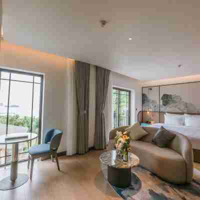 The May Legend Catba Rooms