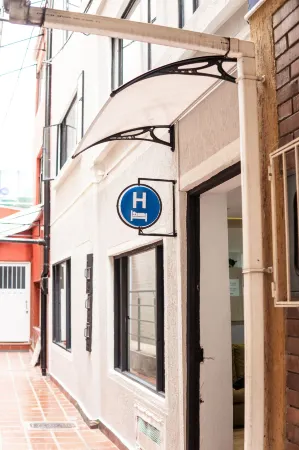 Hotel Primitivo Usaquén Отели рядом с достопримечательностью «Парк 93»