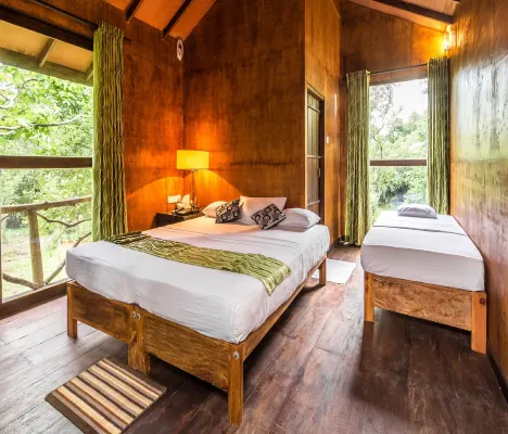 Eighth Wonder Resort Hotels in Kimbissa