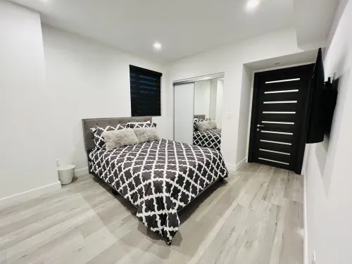 LUXURIOUS LA HOME *PRIVATE ROOFTOP* OUTDOOR TV*