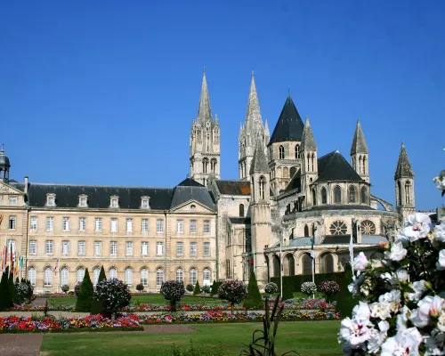 Hôtel Crocus Caen Mémorial Hotels in Caen