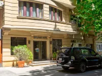 ディプロマット ホテル バクー バクー・シティ・サーキット周辺のホテル