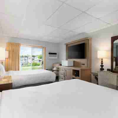 Boothbay Harbor Inn Rooms
