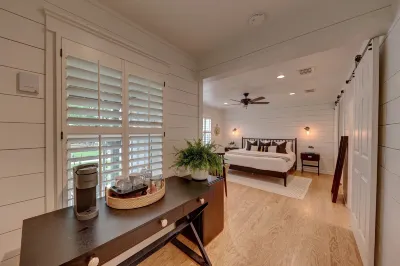 Wanderers Retreat House Hotels in Comfort