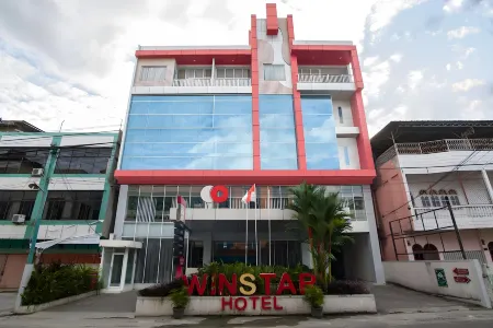 Winstar Hotel Отели в г. Senapelan