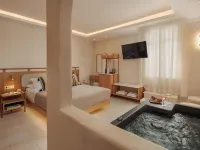 โพลิส ออฟ นาซอส โรงแรมใกล้หาด Plaka Beach