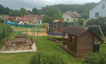 Frühstückspension Alte Volksschule Heinrichs bei Weitra