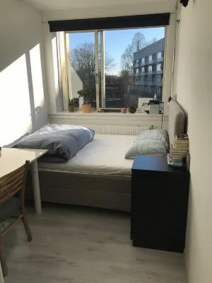 Appartement de deux chambres avec espace proche autoroute