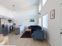 Lupine Lodge with Mountain Views Hotel di Seward