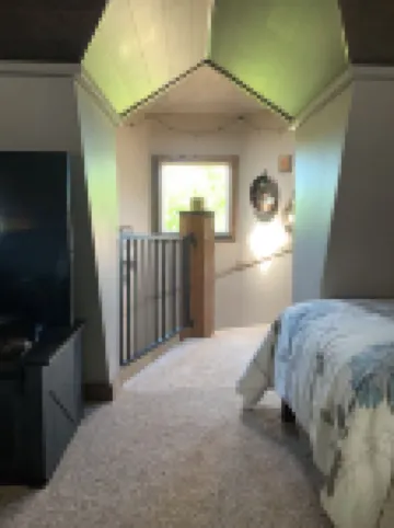 The Hidden House Bungalow Bed & Breakfast