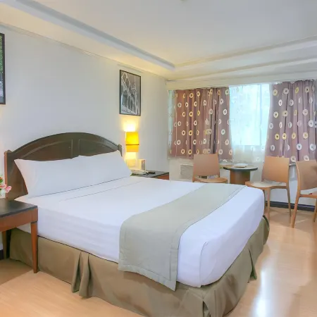 Fersal Hotel Neptune Makati