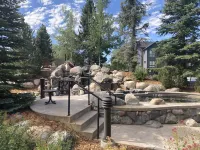 Trailhead Lodge 4110