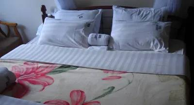 Acholi Inn Hôtels à : 