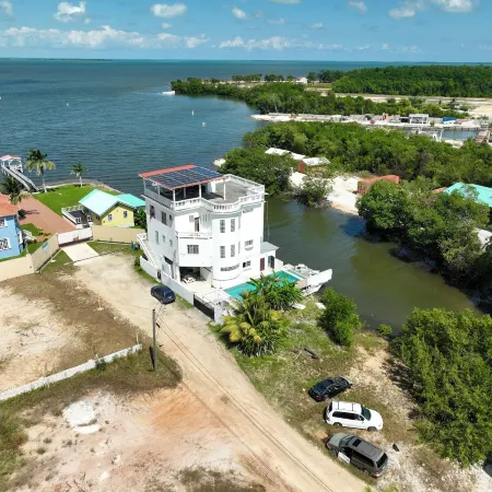See Belize Sea View Vacation Rentals