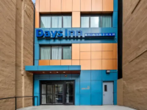 Days Inn by Wyndham New York Chinatown Hotels near East Village