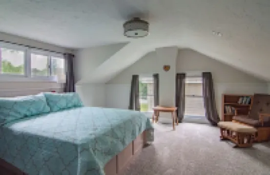 Simba’s House Mid 1800’s Burton Village Retreat