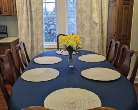 Sleepy Sanctuary Hotels in Wilmette