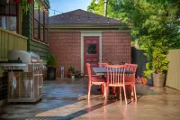 Cozy & Spacious home next to Gorgeous City Park - Outdoor Dining, Hot Tub & Gym! - Gym