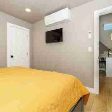 Cozy 1-bedroom MIL - fresh, clean and great location! Rooms