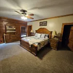 SECLUDED, LOG CABIN, CONNECTED TO SHAWNEE NATIONAL FORREST!