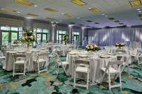 Renaissance Shoals Resort & Spa - breakfast