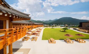 Gyeongju Yongjang Hanok Pension