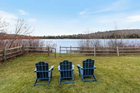 Lakefront home in  Mount Holly, VT near Okemo and Killington