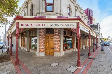 Rialto Suites Fremantle Отели рядом с достопримечательностью «Университет Нотр Дам Австралия»