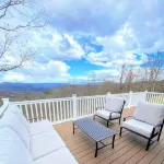 Stunning Views: Secluded 5 bedroom Mountain Home