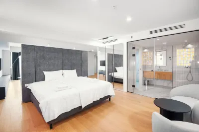 Aura Tbilisi Living by Dnt Group Hotel in zona Tbilisi Teaching University Gorgasali