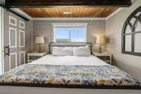 Dine on the Deck and Experience Amazing Views - Stunning Coastal Haven Hotel a Moclips