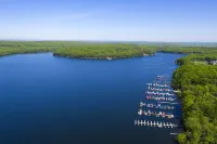 Poconos Retreat: Pools, Sauna, Lake & Outdoor Fun