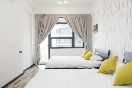 A Luxurious & Comfortable Home Near USM & Spice Отели рядом с достопримечательностью «Homestay Penang Palm Court»