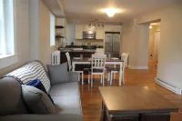 Lakefront Downtown Apartment